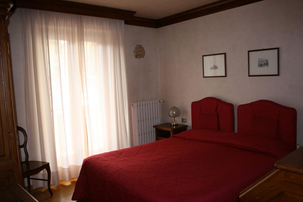 Hotel Panoramique Торньйон Номер фото