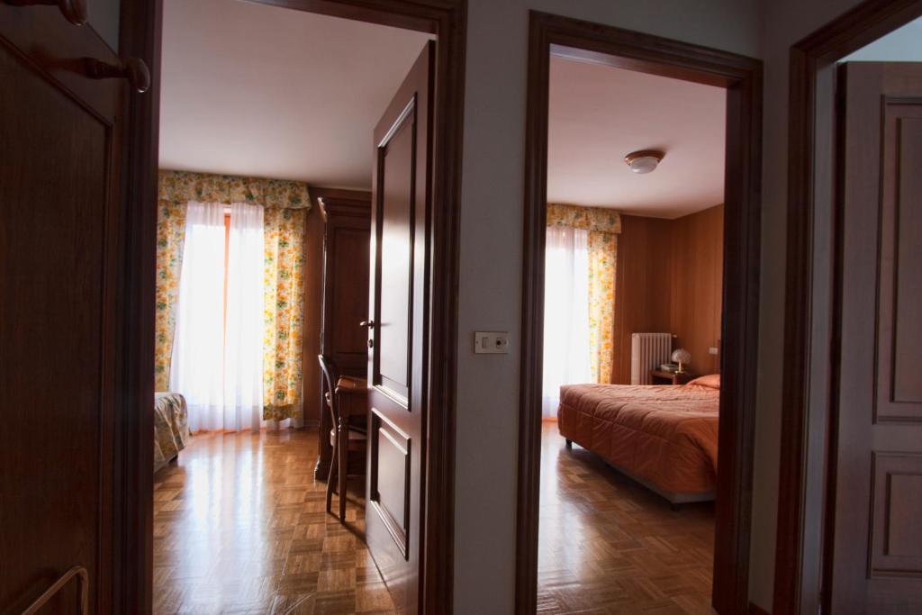 Hotel Panoramique Торньйон Номер фото